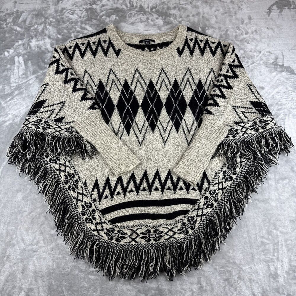 Color Swatch Poncho Sweater Women's M/L Gray Black Aztec‎ Tribal Fringe (1047)